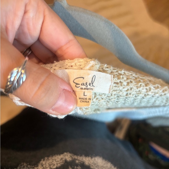 Easel Color Block Knitted Sweater - Picture 3 of 4